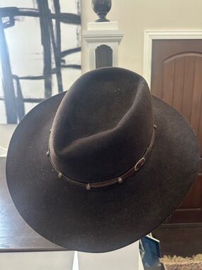 AKUBRA “THE BOSS” FELTED HAT